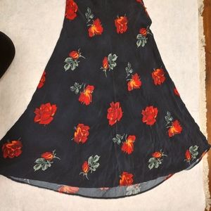 Red Rose Romance Skirt